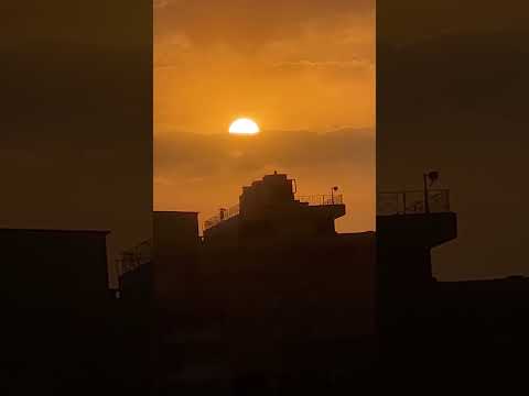 إذا الشمس كورة🌕🌒🌓 #اكسبلور #المصحف #ترند #تصويري