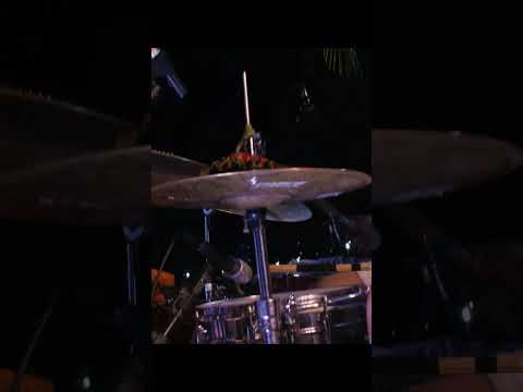 Santo Espírito, és bem-vindo aqui!