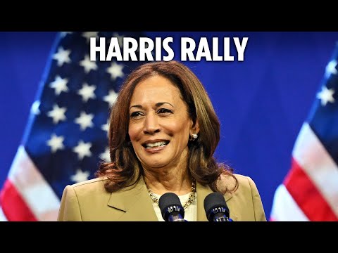 Image: Kamala Harris campaigns at rally in Flint, Michigan (U)