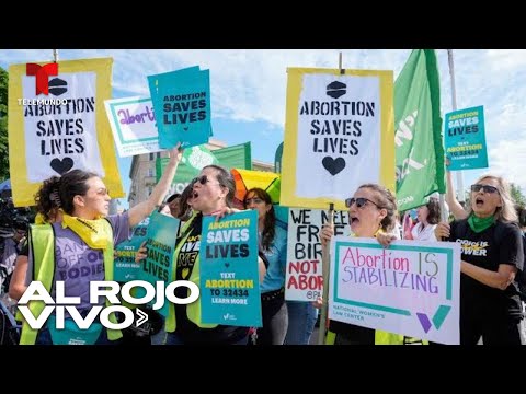 Manifestantes defienden el derecho al aborto frente a la Corte Suprema | Al Rojo Vivo | Telemundo
