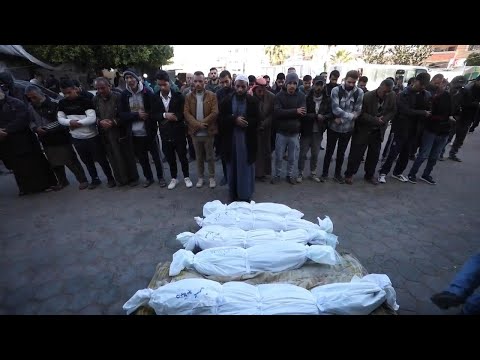 Funeral after overnight Israeli strikes on central Gaza