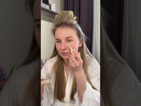 ПОВНЕ ВІДЕО ВЖЕ НА КАНАЛІ 🌸#макіяж #косметика #весняниймакіяж #туторіалнамакіяж #макіяжнілайфхаки