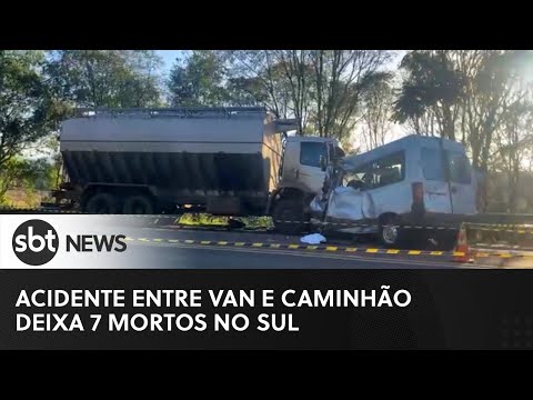 Acidente entre van e caminhão deixa 7 mortos em Constantina (RS)