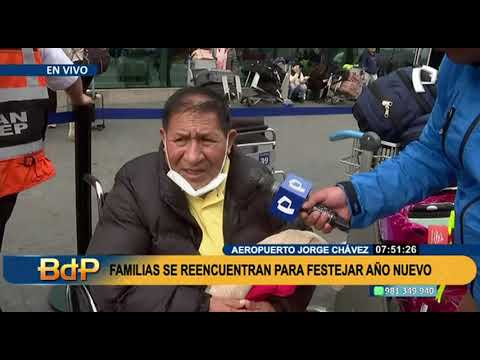 Reencuentros en Aeropuerto Jorge Chávez: peruanos reciben a sus familiares para Año Nuevo (2/2)