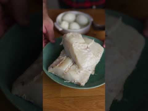 Portuguese Christmas Table: Codfish