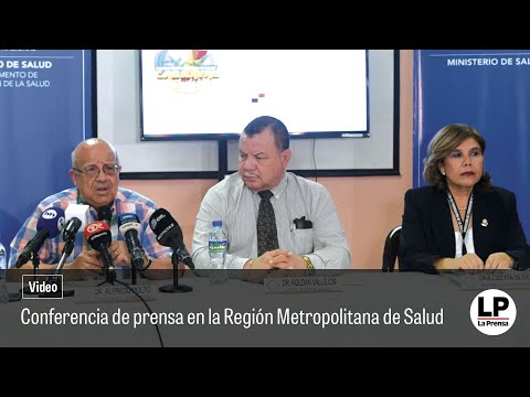 Conferencia de prensa en la Región Metropolitana de Salud