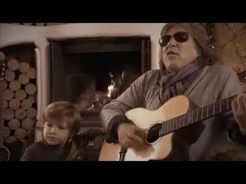 José Feliciano y el Niño cantando Feliz Navidad