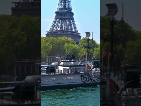 Destroyer parading in Paris