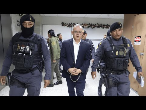 Exministro Napoleón Barrientos habla de su vivencia en prisión provisional