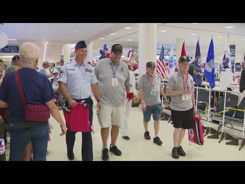 Honor Flight Network celebrates Chicago area veterans with trip to national memorials