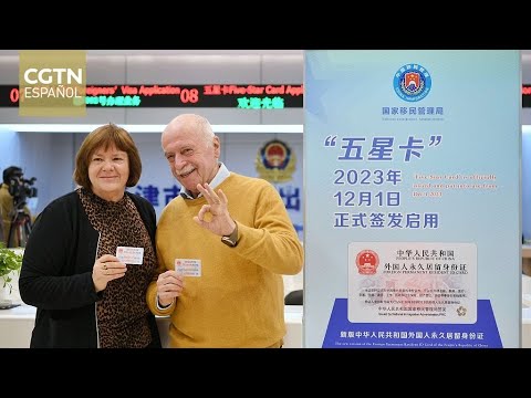 China emite nueva tarjeta de residencia permanente para extranjeros