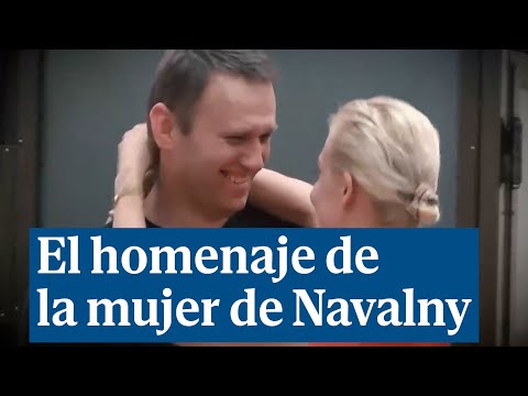 El bonito homenaje e la mujer de Alexei Navalny el día de su funeral