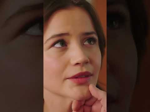 E pastrua skajin e buzës me dorë 💋😍 #shorts