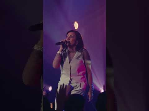 Assista ao trailer de “Descansa o Seu Coração + Deus É Deus”, de Eyshila com Delino Marçal ❤️🔥 Assista ao trailer de “Descansa o Seu Coração + Deus É Deus”, de Eyshila com Delino Marçal ❤️🔥