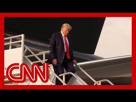 Trump surrenders to Fulton County authorities