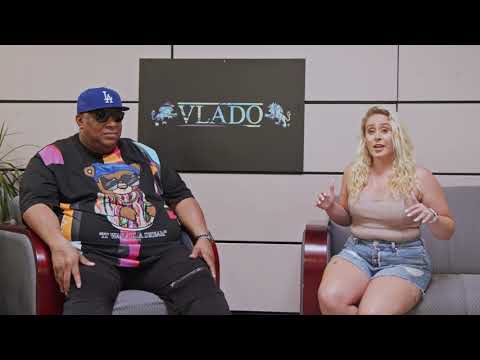 Vlado Footwear Feature Friday with @Veronica_Kole