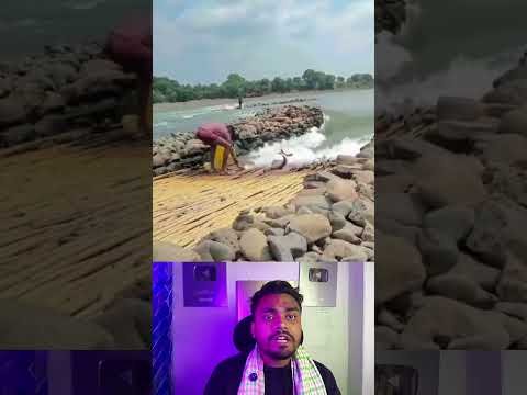 The Ancient Bamboo Trap: Unbelievable River Fishing Technique! 😯