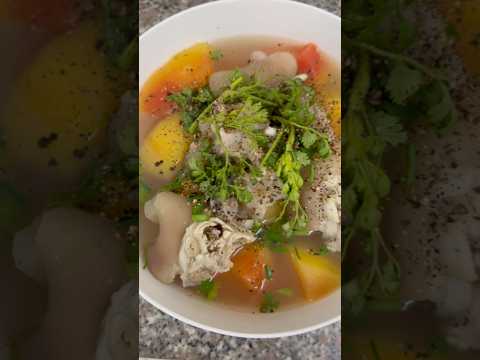 Cơm nhà 2 món canh đu đủ giò heo và cá sặc chiên sả ớt món thứ 41+42 #cooking  #shorts