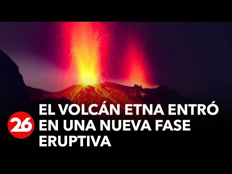 Impresionantes imágenes de la erupción del volcán Etna | #26Global