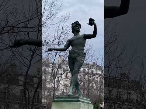Some things you probably didn’t know about Paris • #paris #travel #vlog #tricking #acrobatics