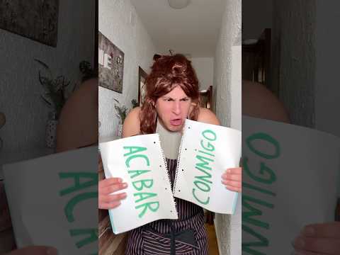 HOMBRES vs CHICAS Cuando ENFERMAN...🤒🦠 #humor #comedia #memes