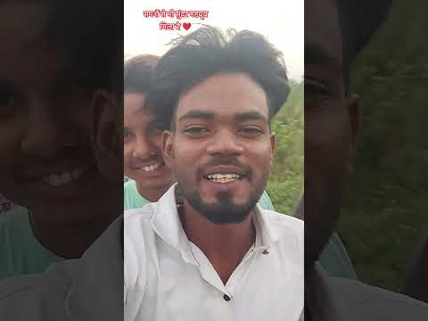 सपनों से भी सुंदर महबूब मिला है ❤