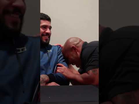 헤비급 페레이라에게 혼쭐나는 코미어😄 #UFCWhiteHouse