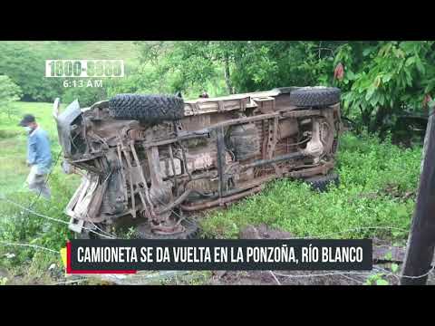 Camioneta se da vuelta en La Ponzoña, Río Blanco - Nicaragua