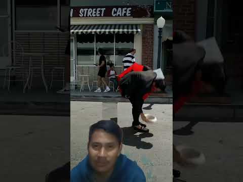 Pria ini duduk melayang di udara😲 #shorts #short #magic #funny