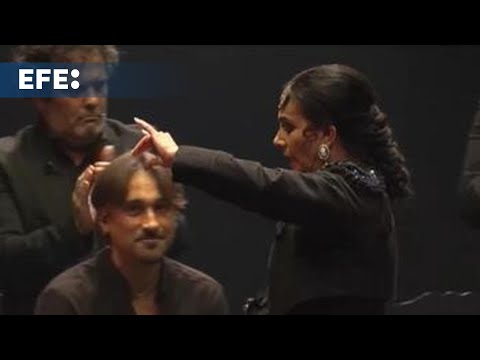 Eva Yerbabuena homenajea a Sevilla en la Bienal de Flamenco de la ciudad