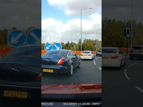 Driver Uses the Wrong Lane at a Roundabout #DashCam #Shorts #Driving