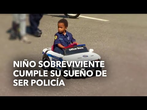 Niño sobreviviente cumple su sueño de ser Policía