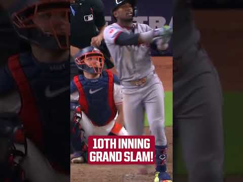 Angel Martínez comes up clutch with a go-ahead grand slam in the 10th!