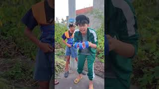 動画サムネイル