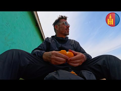 222 KM DE POUSSIÈRE ET DE LIBERTÉ ! (MONGOLIE À MOTO) ...