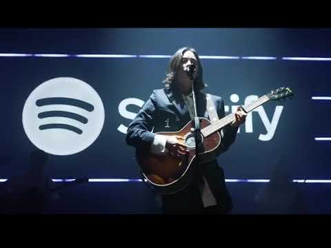 block me out gracie abrams live at spotify best new artist