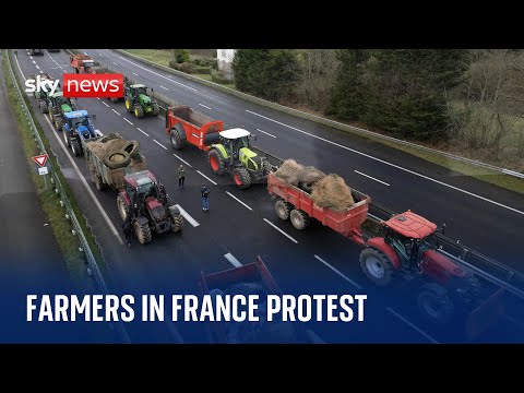 Protesting farmers block motorway