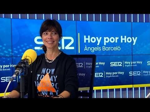 Àngels Barceló charla con la actriz Maribel Verdú