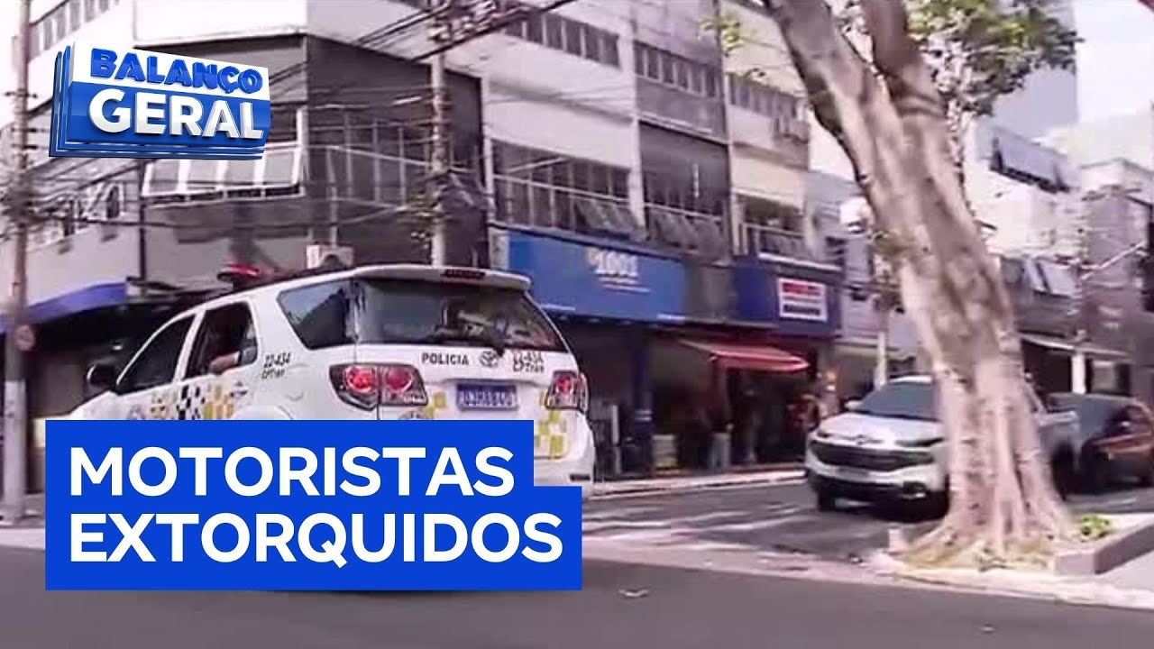 Polícia Militar faz operação para impedir a ação dos flanelinhas em São Paulo