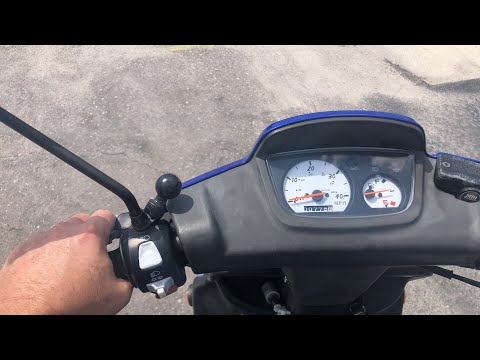 Live!!! Bubba on moped