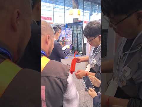 3mm wide deep groove aluminum profile electrostatic powder coating. #powdercoating