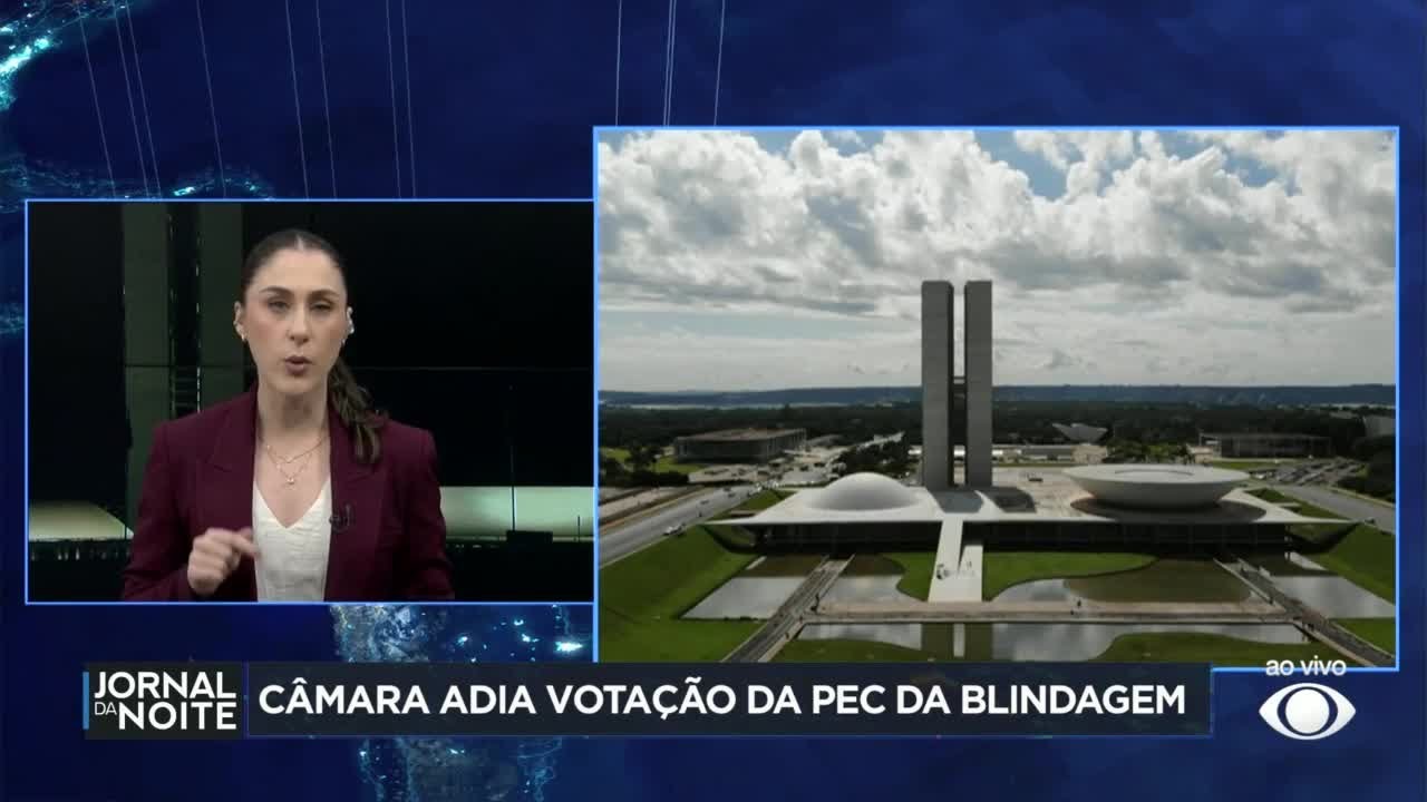 Câmara adia votação da PEC da Blindagem