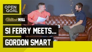 Si Ferry Meets. Gordon Smart | Supporting Hibs, Life in the Media & Interviewing the Rich & Famous