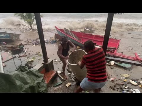 Hurricane Beryl sends strong waves to Saint Lucia shoreline | AFP