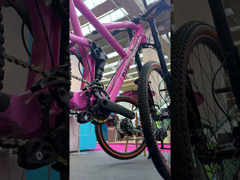 For The Tallest Of Shredders 📏 A DirtySixer Dual-Crown Full Suspension Bike 🚲