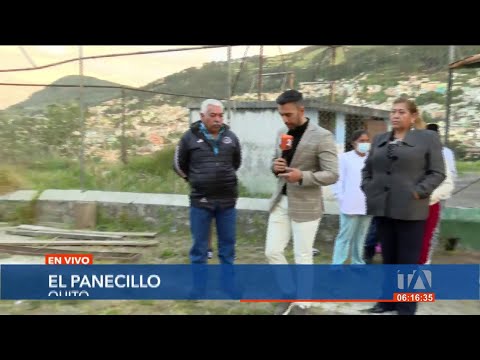 El barrio 'El Panecillo' presenta socavones dentro de su cancha comunitaria
