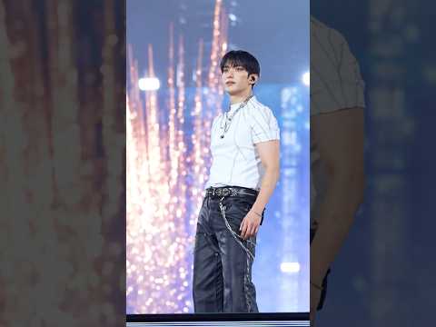 다시 만난 홍콩 🩷🩵 [NEW_] #SEVENTEEN #세븐틴 #SVT_WORLDTOUR #NEW_HONGKONG #SVT_TOUR_NEW_