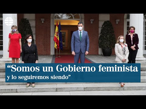 Sánchez presume de gobierno feminista tras la marcha de Iglesias
