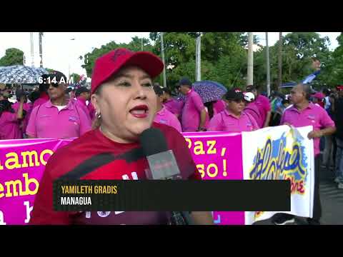 Nicaragüenses se unen en una caminata patriótica para concluir el mes de septiembre