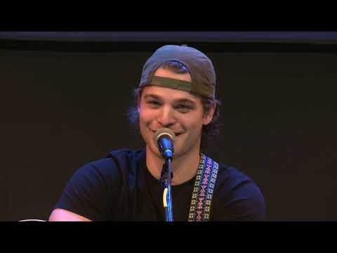 Max McNown - Interview | 98.7 THE BULL/101.9 KINK | PNC Live Studio Session